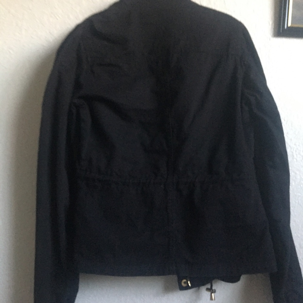 black jacket - Picture 5 of 5